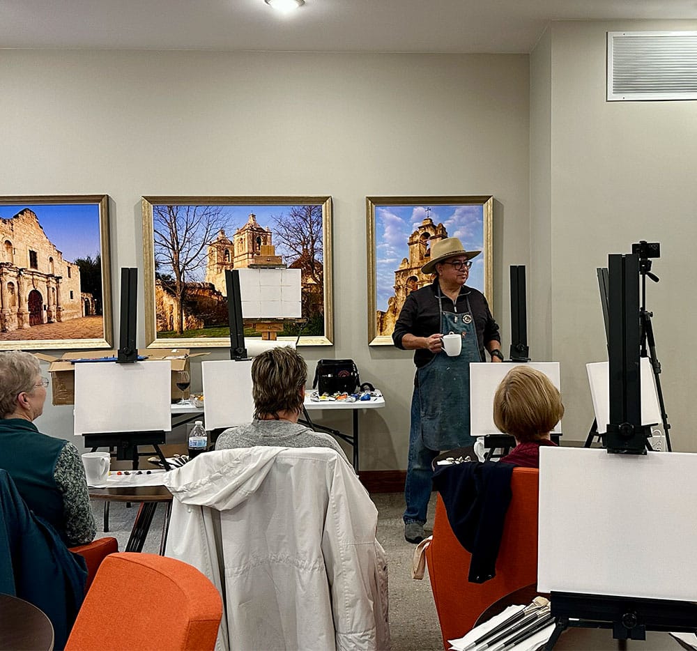 Bella Vida VIP members enjoy a hands-on photography class led by Jim Landers, kicking off the Thrive Series with learning and fun.