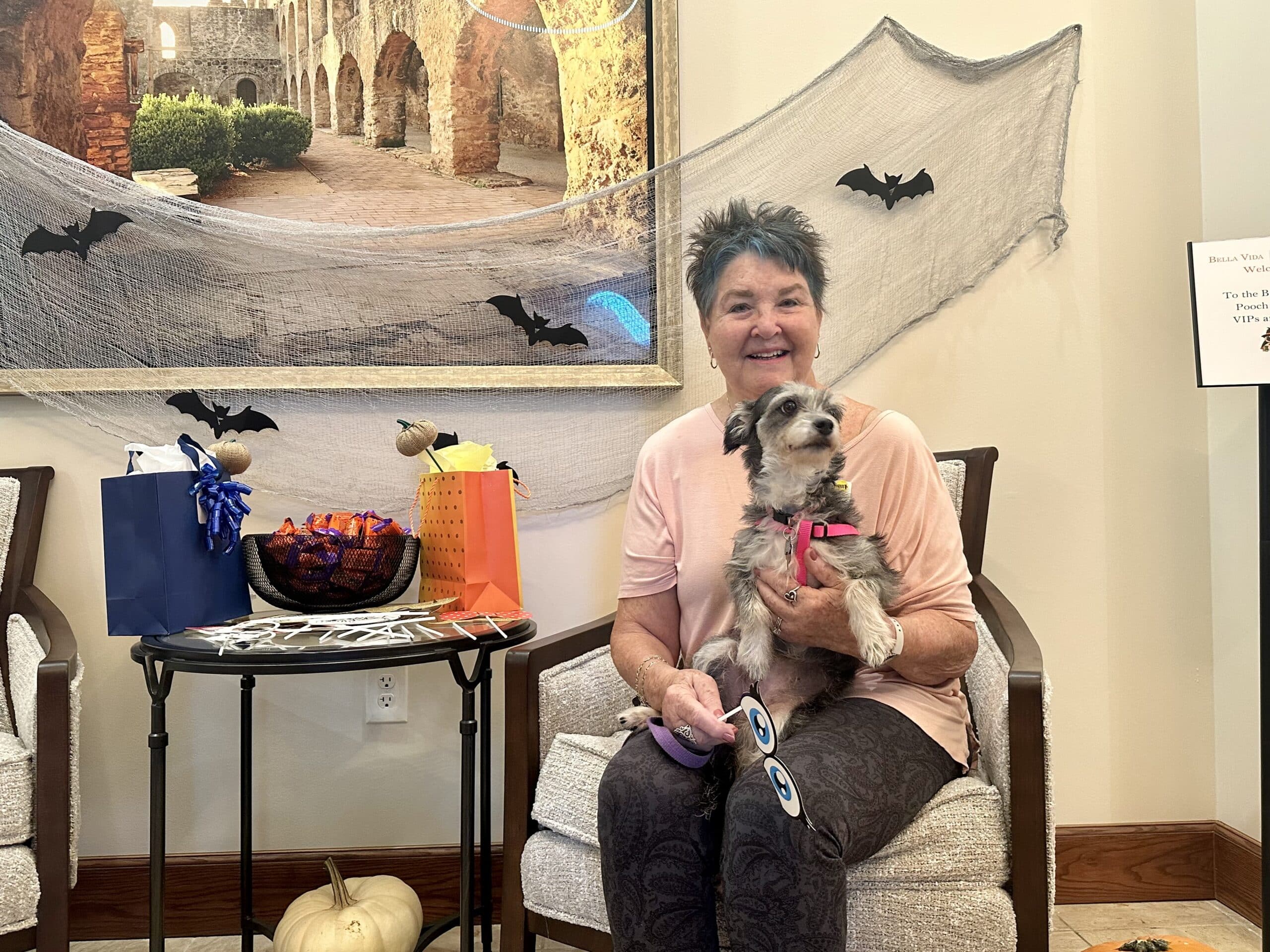 Best Nude Dog: Algine and Hinda Perry - Hinda, a recent rescue, felt much more comfortable in the buff!