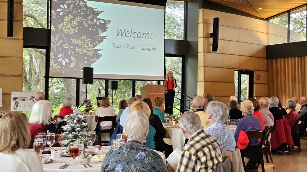 Bella Vida VIP members enjoy a hands-on photography class led by Jim Landers, kicking off the Thrive Series with learning and fun.