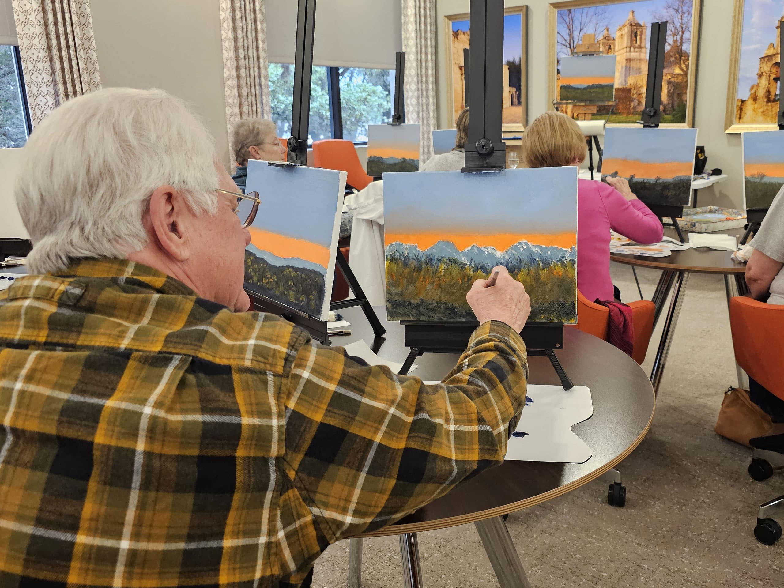 A future resident at Bella Vida enjoys one of our many classes in the Thrive series.
