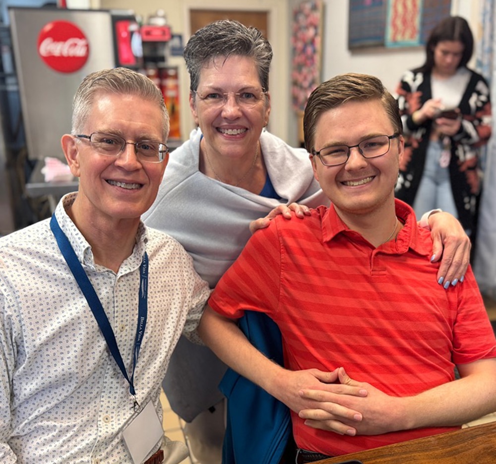 Bella Vida VIPs gather for a gratitude-themed brunch event with food drive donations for the San Antonio Food Bank, heartfelt storytelling, and community connection at San Antonio’s premier independent living community.