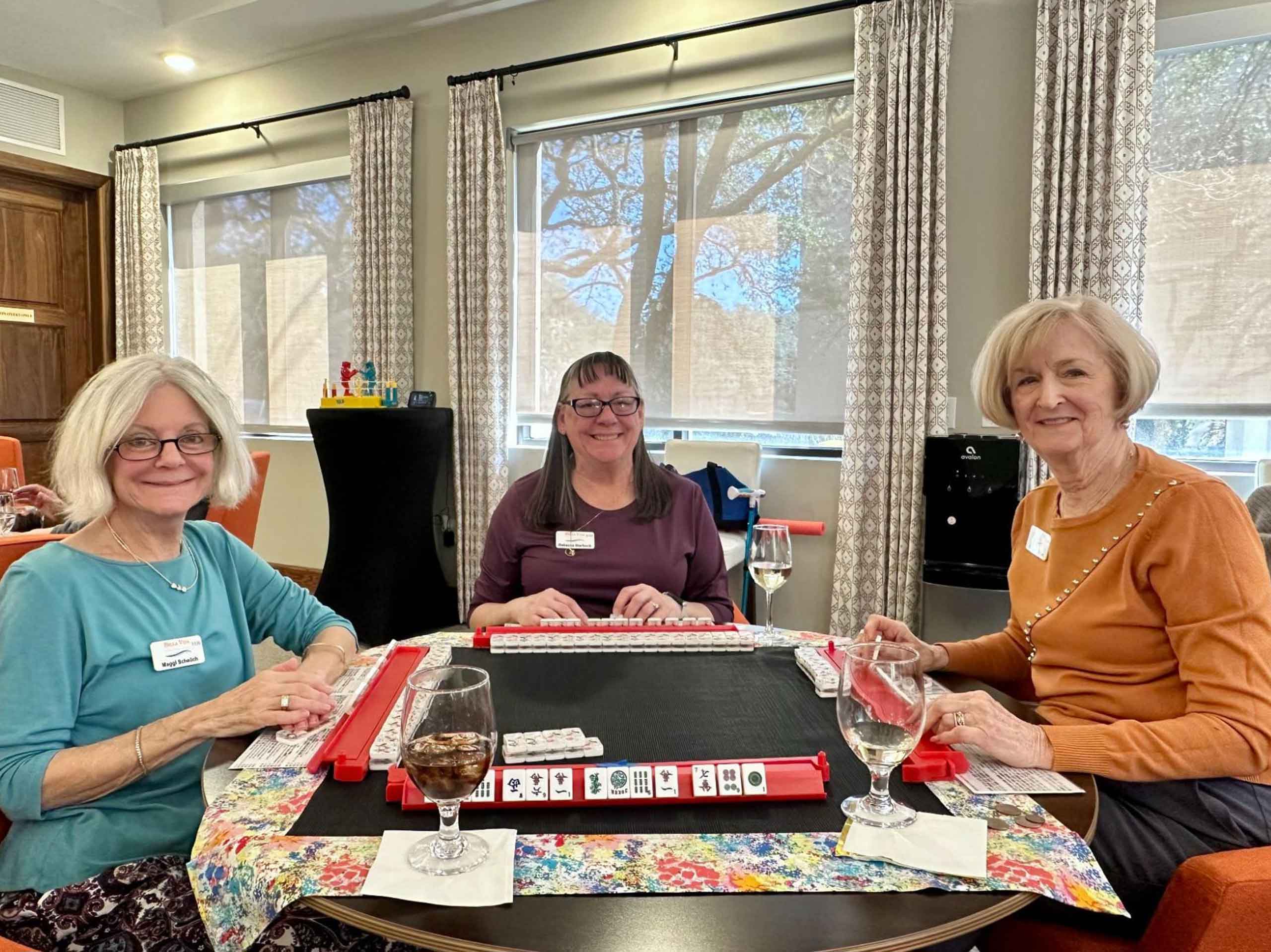 Guests enjoyed a variety of classic favorites, including Mahjong, Bridge, Rummikub, and Pente, with players of all skill levels jumping in and joining the fun.