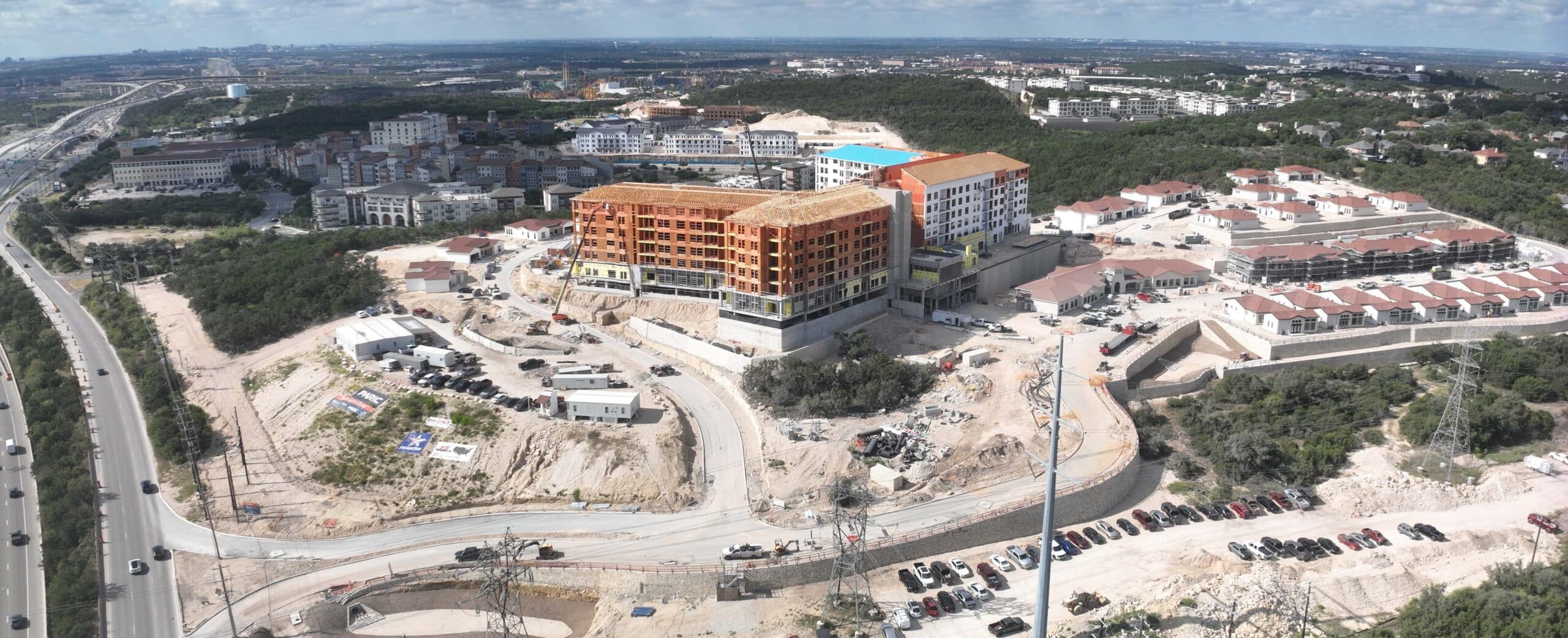 The beautiful life you deserve awaits you at Bella Vida, San Antonio’s brand-new senior living experience in the La Cantera area.