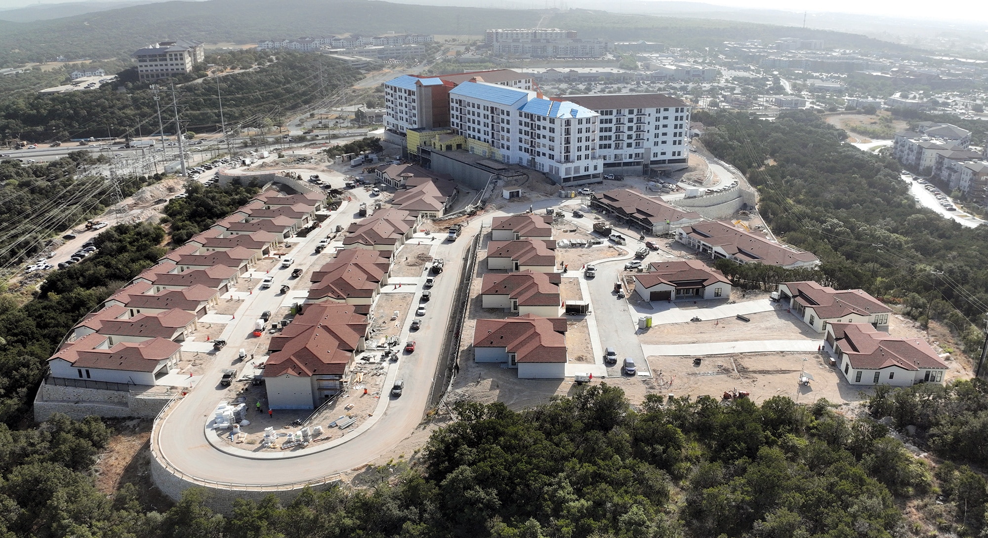 The beautiful life you deserve awaits you at Bella Vida, San Antonio’s brand-new senior living experience in the La Cantera area.