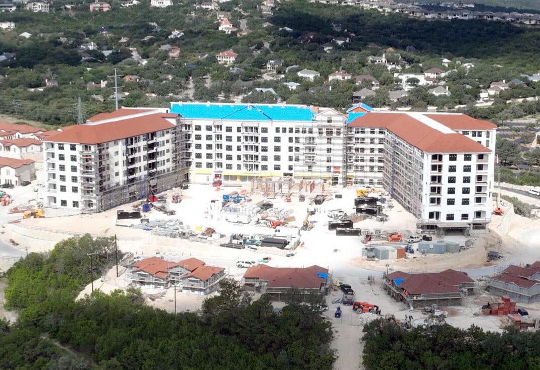 The beautiful life you deserve awaits you at Bella Vida, San Antonio’s brand-new senior living experience in the La Cantera area.